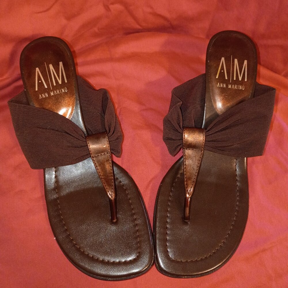 Ann Marino - Brown Thong-Toe Kitten Heel - Size 6.5